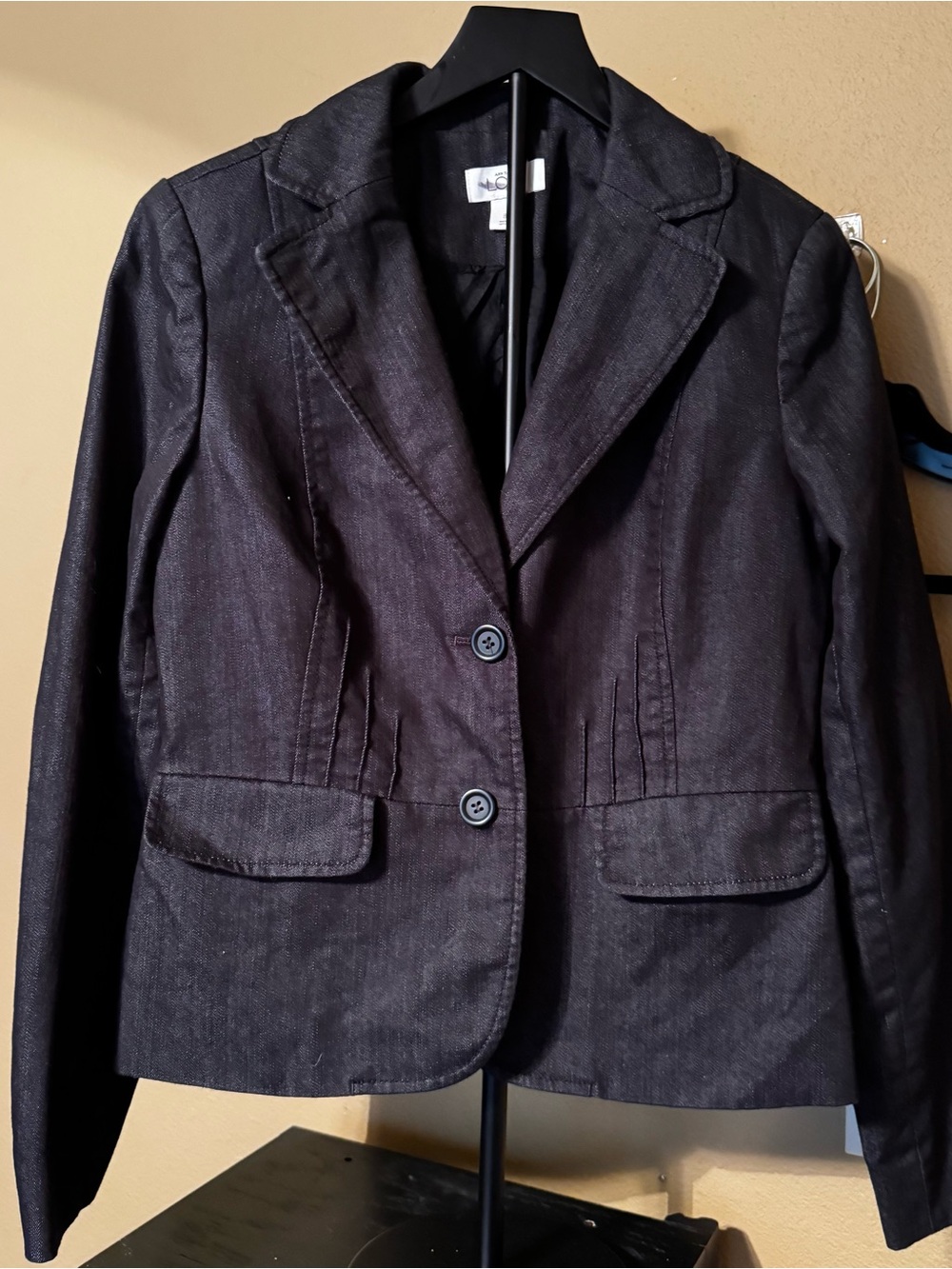 Ann Taylor LOFT Blazer Women 8 Black Denim Look Tailored Fitted 2 Button Jacket - Picture 2 of 9